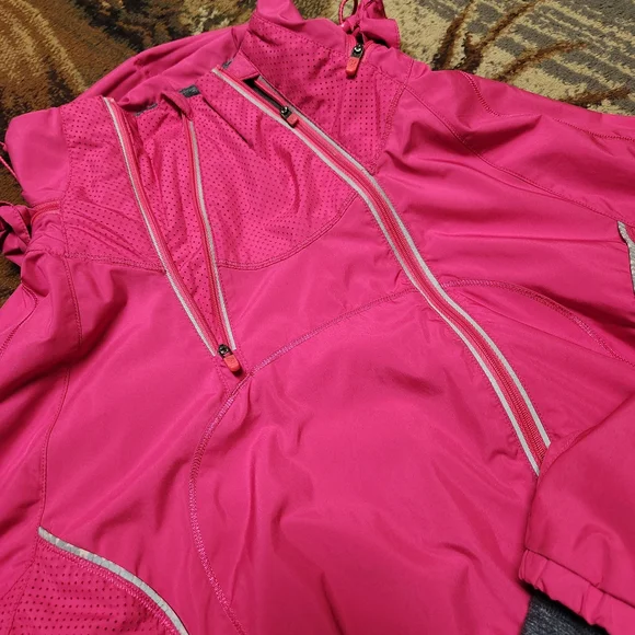 Lululemon Athletica Vibrant Pink Jacket - Picture 9 of 9